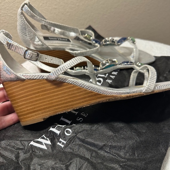 White House Black Market Silver Sandals Size 9 - Picture 2 of 5